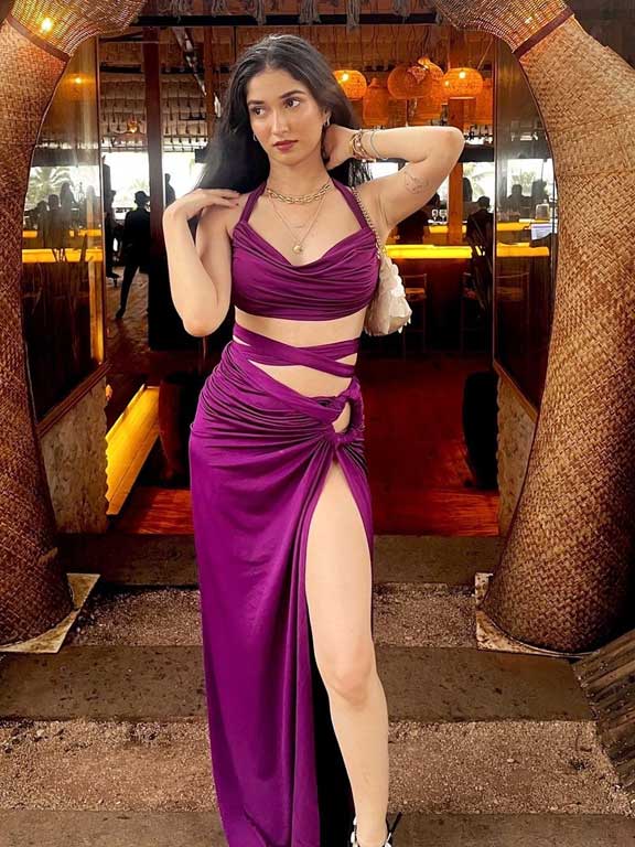 Cheap Call Girls in Bangalore - Escort Service Near Me in Bangalore at Call Girl Bangalore