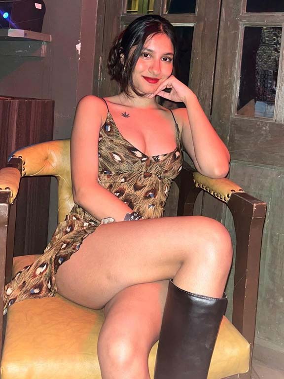 Book Independent Call Girls in Bangalore at Call Girl Bangalore